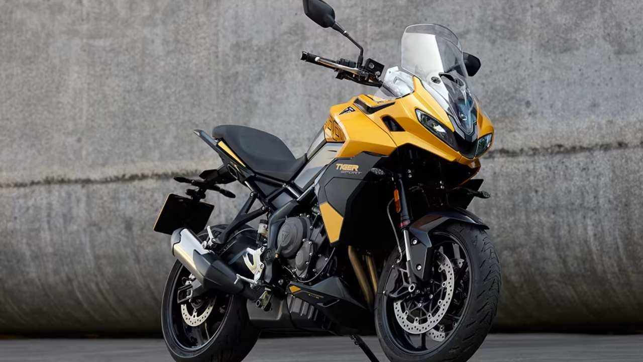 New Triumph Trident 800